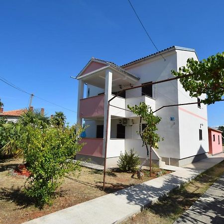 Apartments Petrovic Malinska Zewnętrze zdjęcie