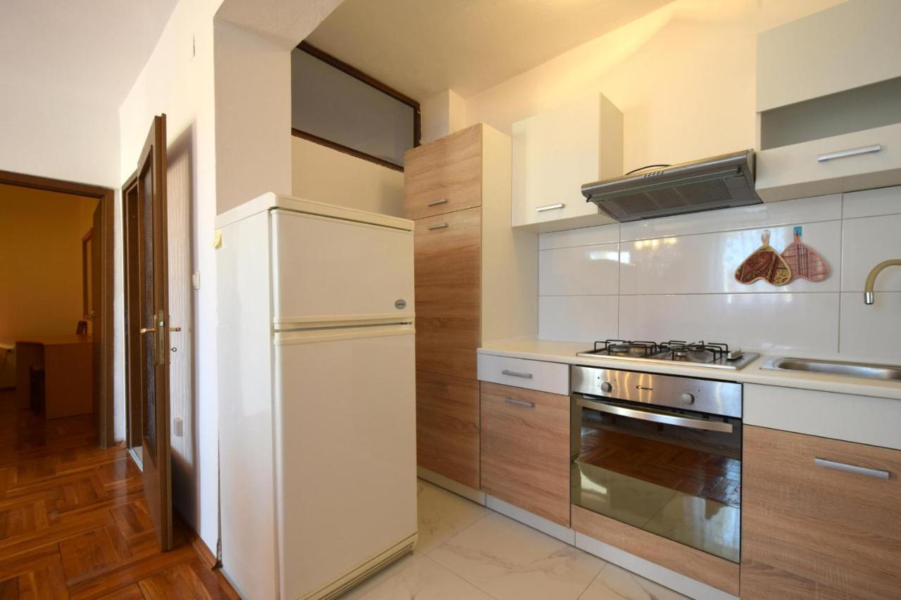 Apartments Petrovic Malinska Zewnętrze zdjęcie