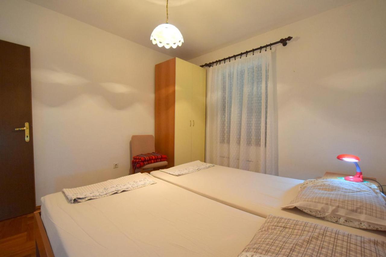 Apartments Petrovic Malinska Zewnętrze zdjęcie